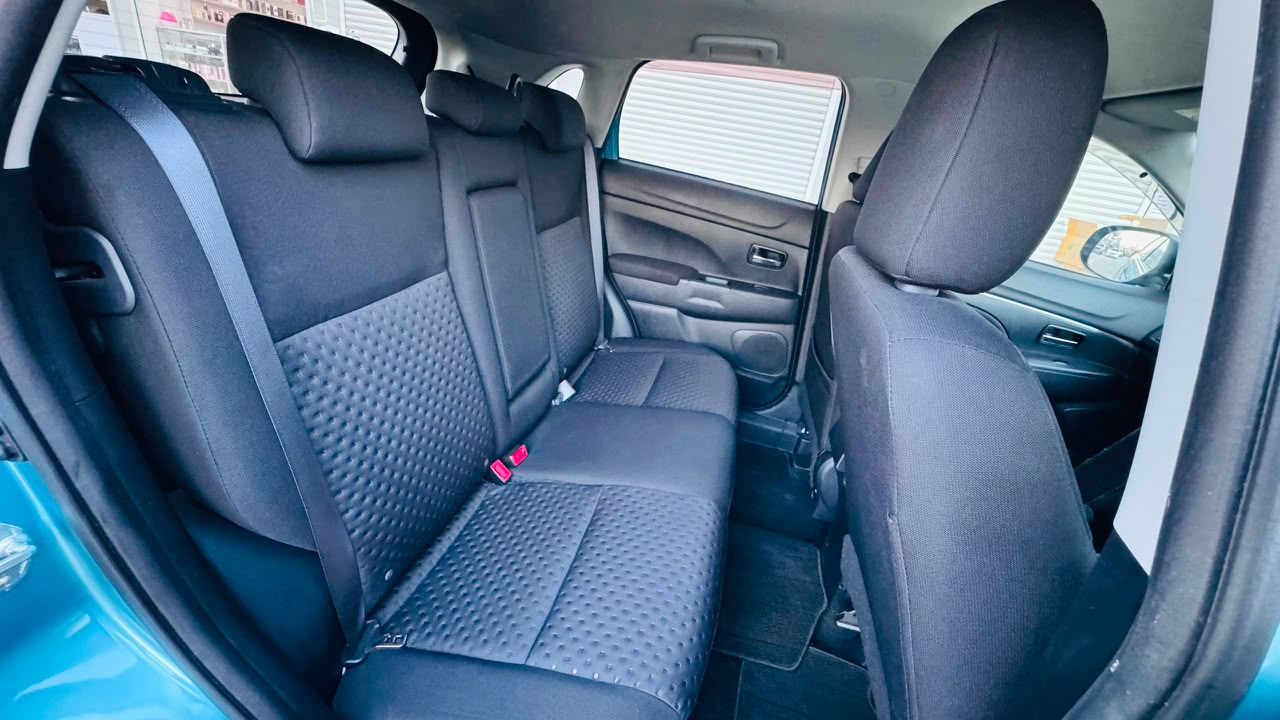 MITSUBISHI RVR thumbnail 4
